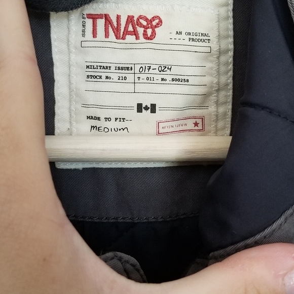 *SOLD*❤Aritzia TNA Military Green Platoon Coat❤ - Picture 3 of 3